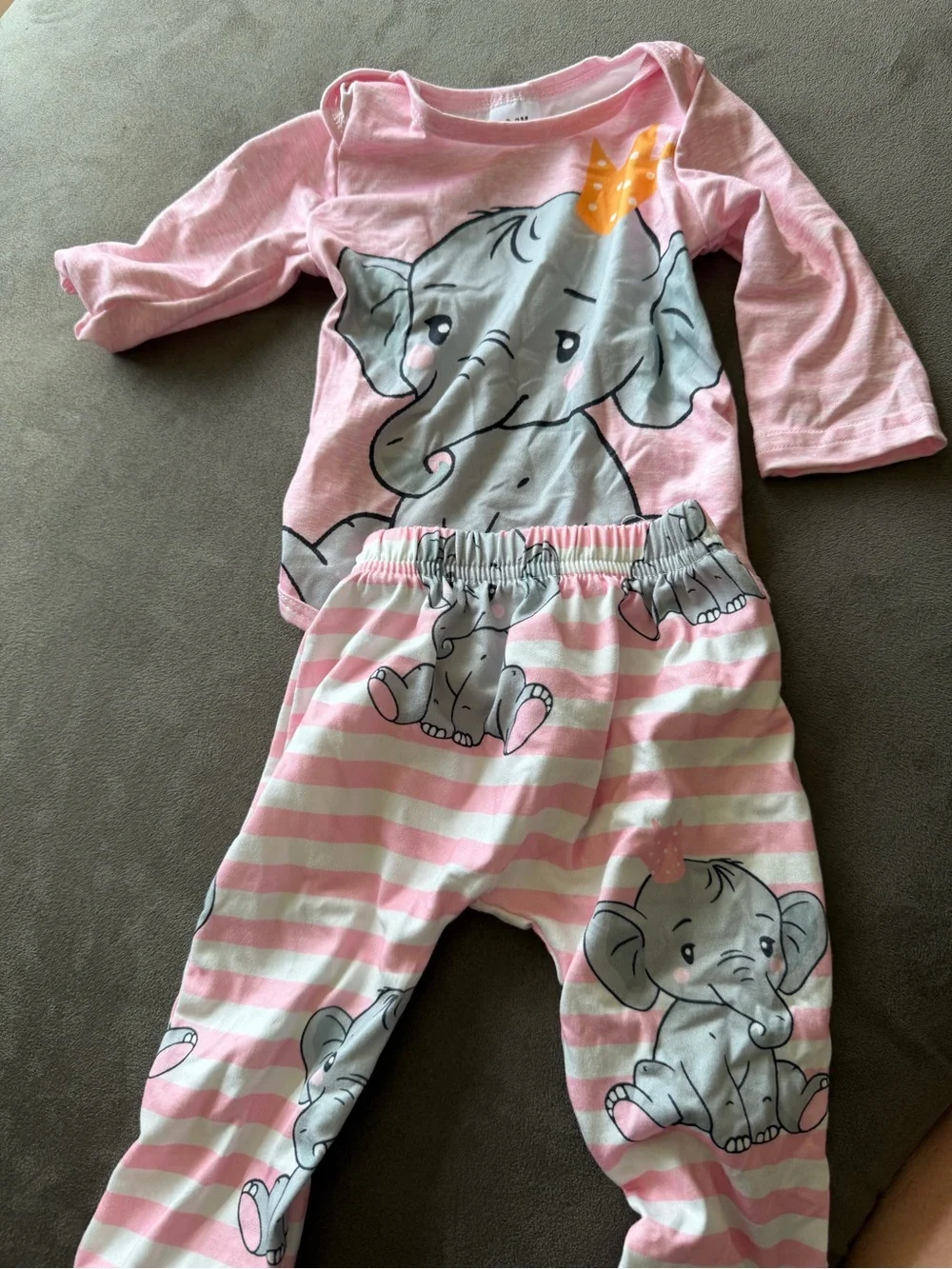 Free with purchase 🎉Pink Baby set with Elephant Graphic